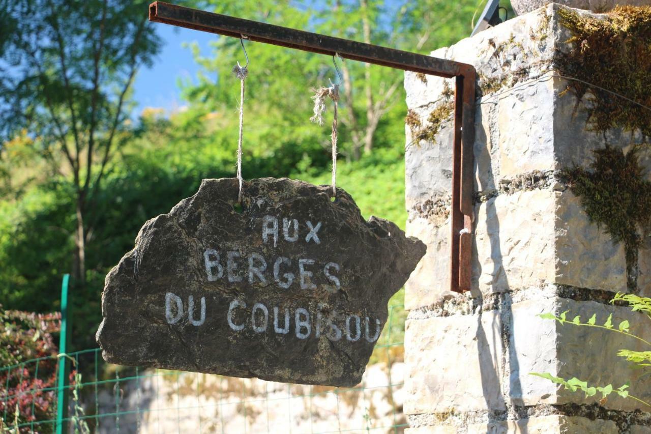 Aux Berges Du Coubisou Bed & Breakfast Eksteriør bilde
